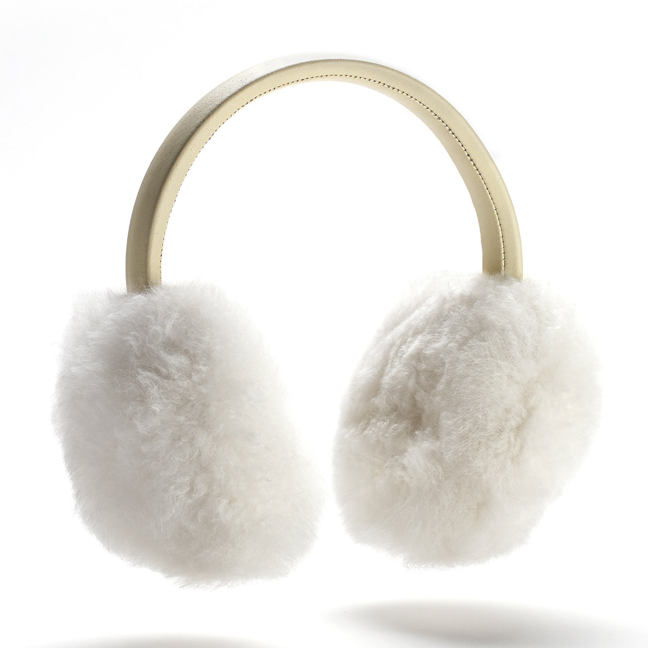 Earmuffs Alpaca fur pearl white, Bekleidung, Pelz, Zubehör, Tasche, Handtasche