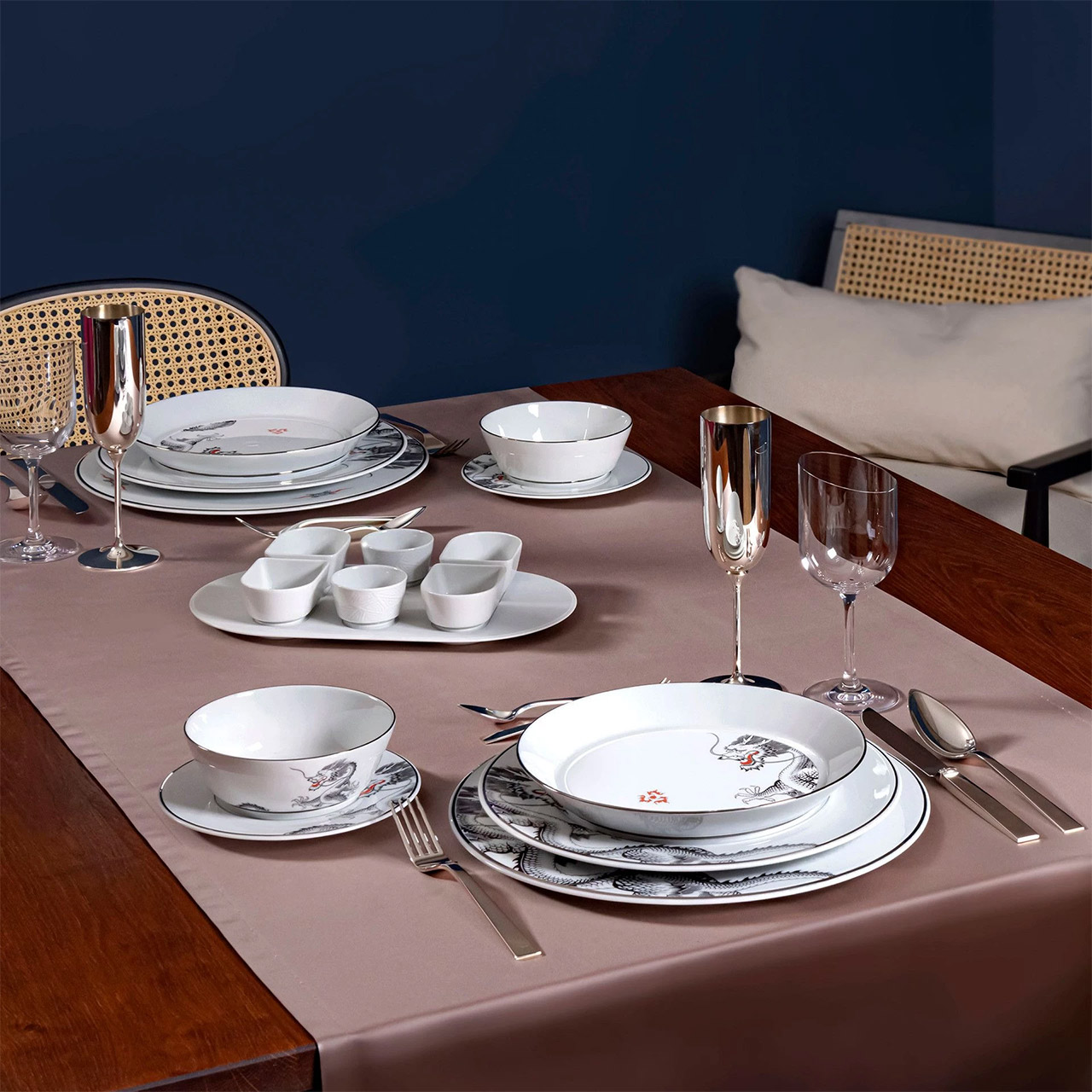 Bread plate 18 cm, Moebel, Tabelle, Tischplatte, Untertasse, Gabel