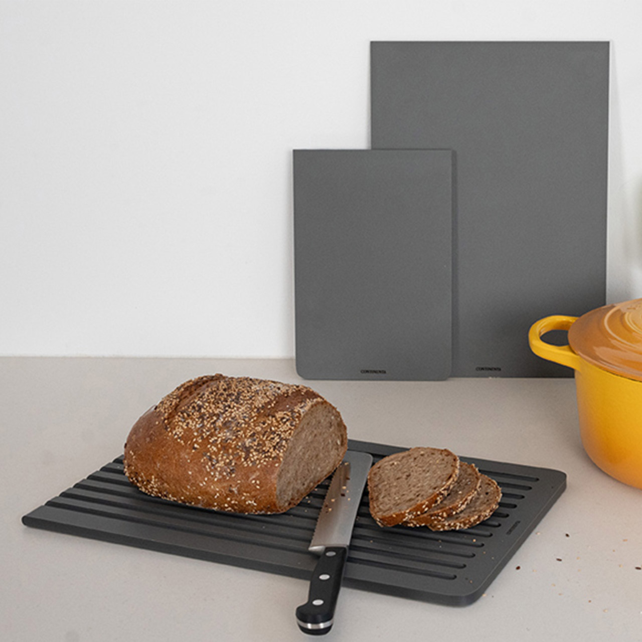 Duracor bread cutting board 38.5x23.x0.9 cm grey, Brot, Essen