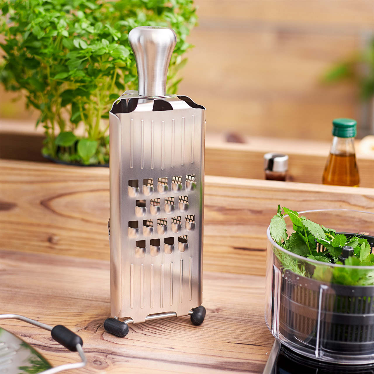 Multi-Function Grater Stainless Steel, Utensil für die Küche, Flasche, Kosmetik, Parfüm, Reibe
