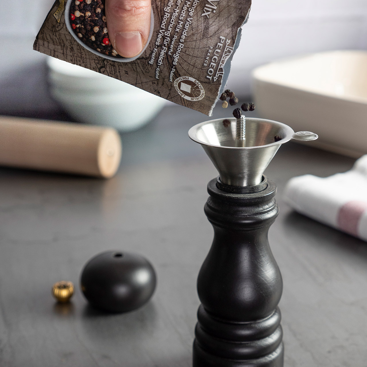 Funnel for mills stainless steel