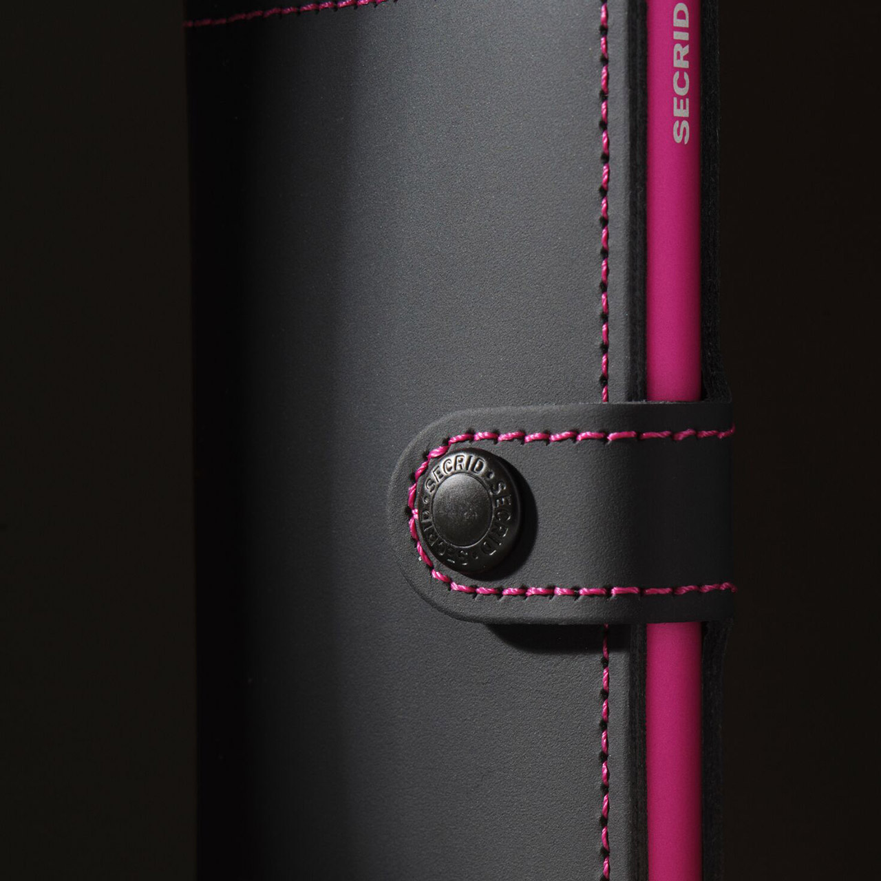 Miniwallet Matte black & fuchsia, Zubehor, Riemen