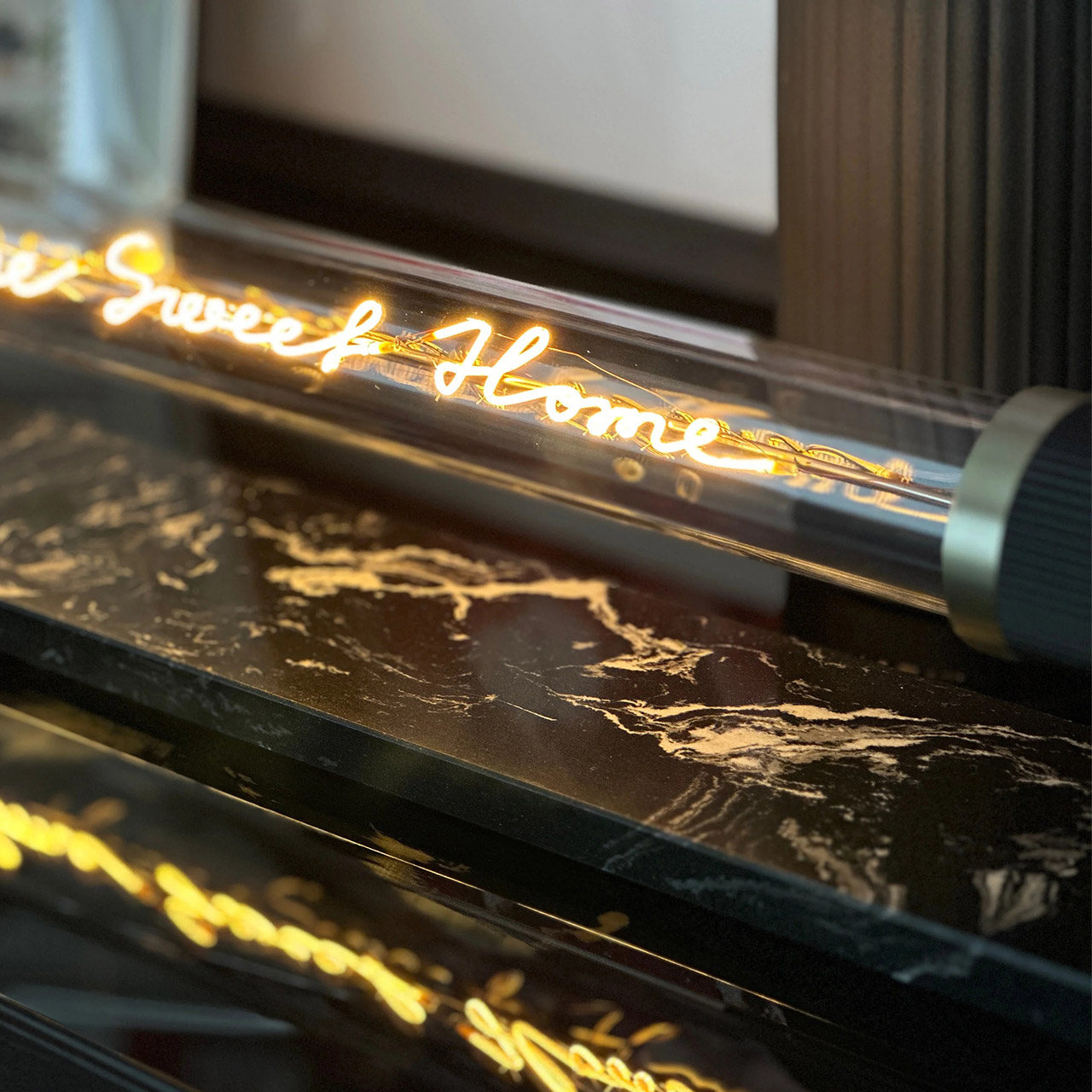 Base for bulb Marble black