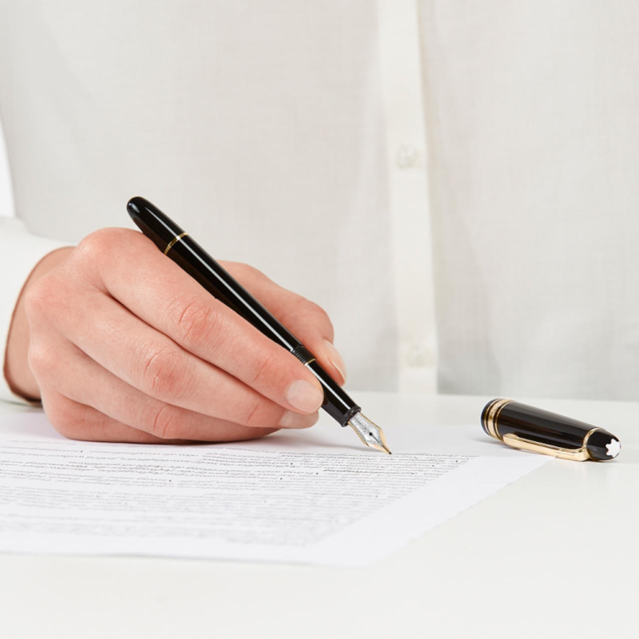 Fountain Pen Classique F gold plated, Stift, Schraubenzieher, Werkzeug, Person, Schreiben