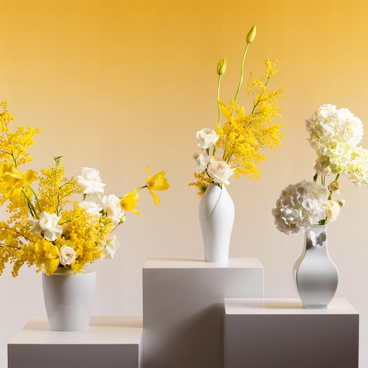 Vase with butterfly design square 25.5 cm, Blume, Blumen-Arrangement, Ikebana, Blumenstrauß, Töpferei