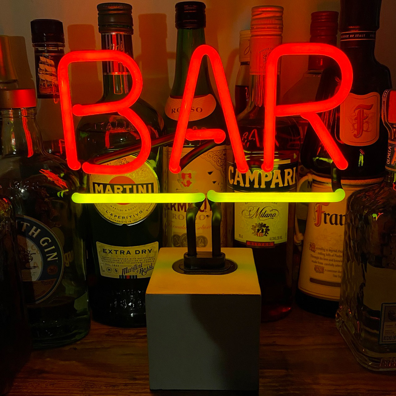 Neon (Concrete Base) - Bar, Licht, Alkohol, Getränk, Schnaps, Bier