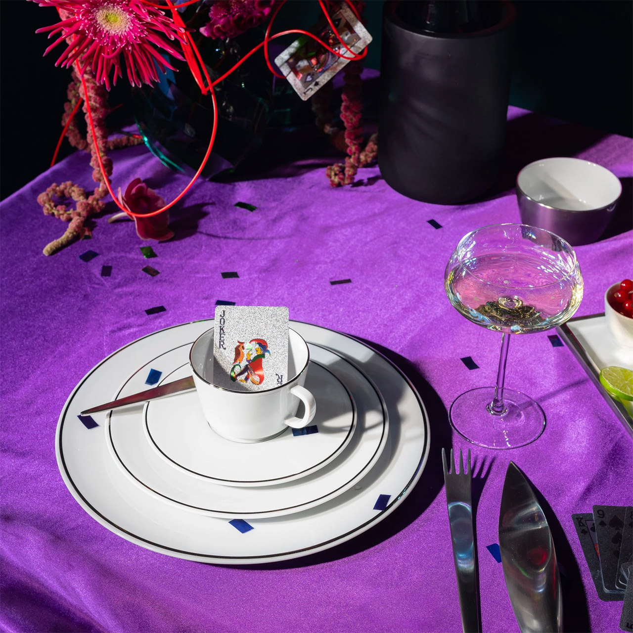 Espresso cup with saucer 0.10 l, Tabelle, Tischplatte, Besteck, Untertasse, Präsentation des Essens