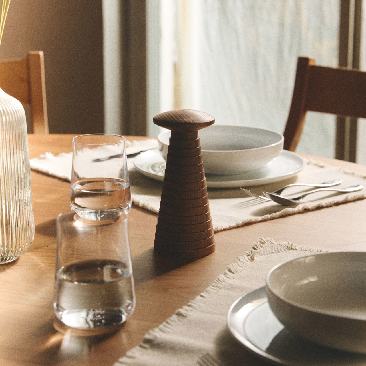 Pepper & Spice Mill, Moebel, Tabelle, Esstisch, Tischplatte, Besteck