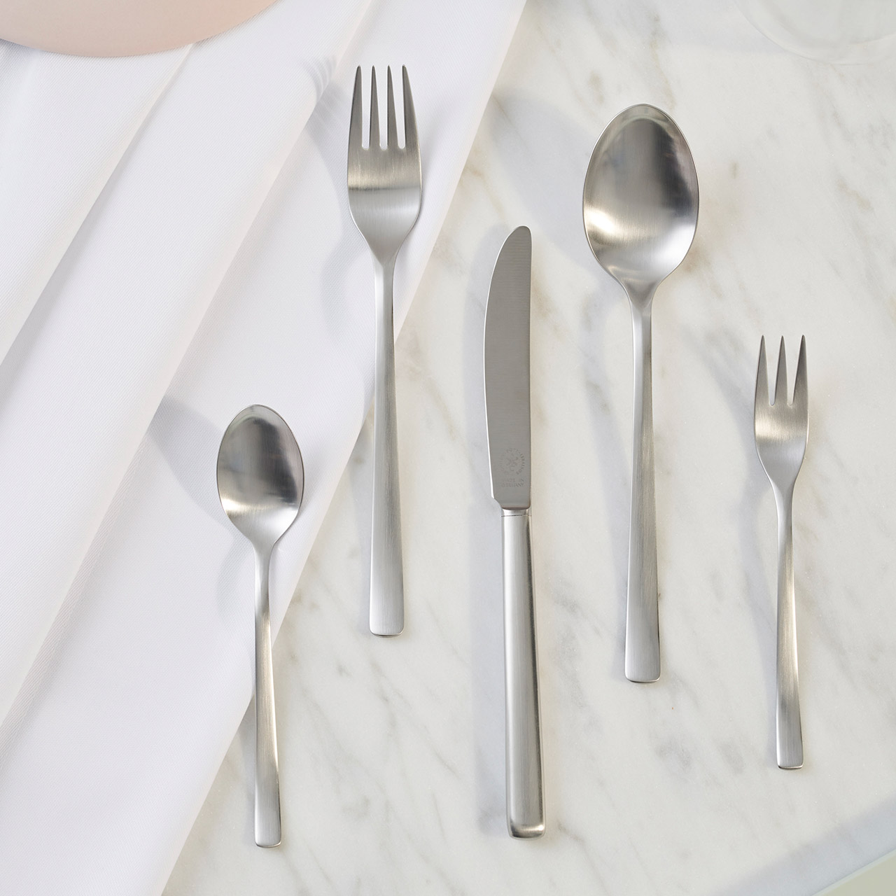 Dinner Cutlery-Set 24-pcs., Besteck, Gabel, Löffel, Messer, Waffe