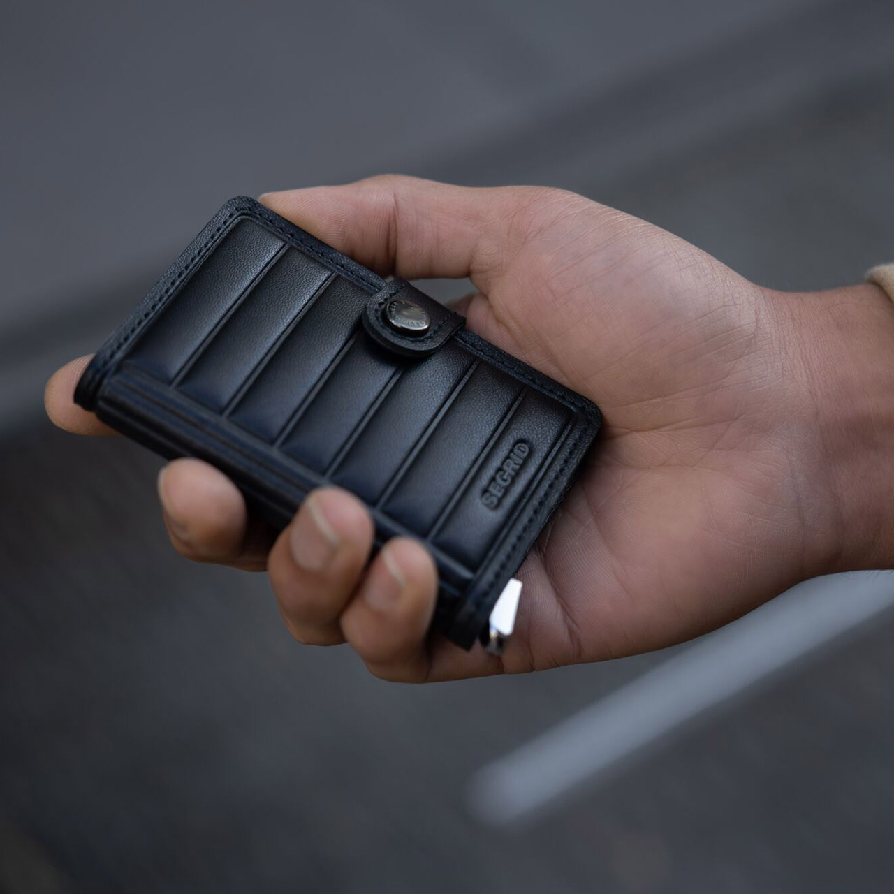 Twinwallet Emboss Lines Black, Zubehor, Geldbörse